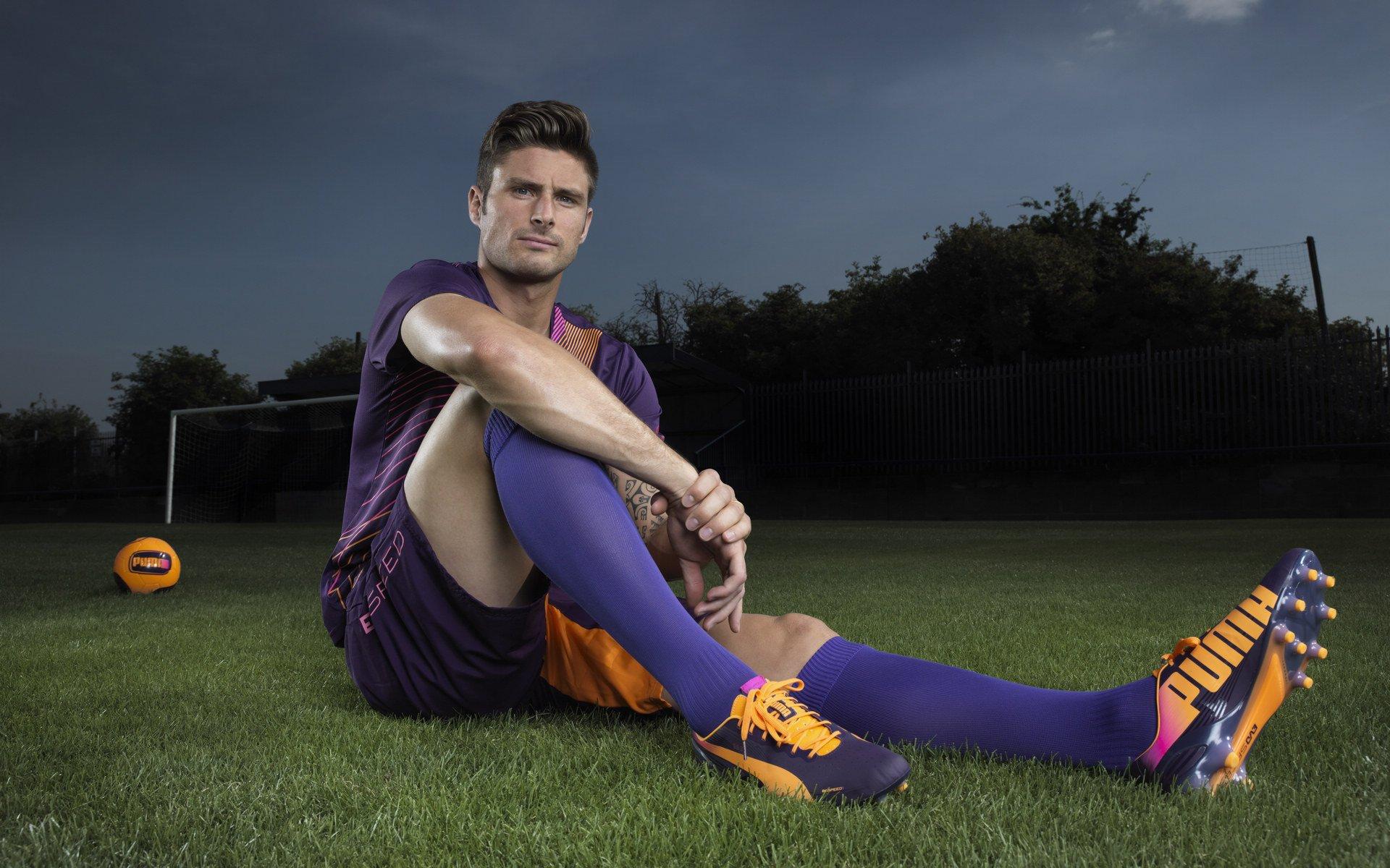 体坛圆桌，哈兰德与曼城，天作之合还是战术博弈的挑战？